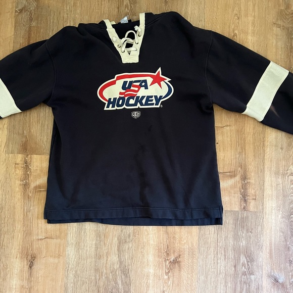Other - Medium Ryan Suter USA Sweatshirt